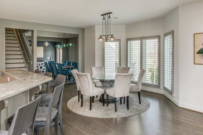 The dining room at Reunion Stay